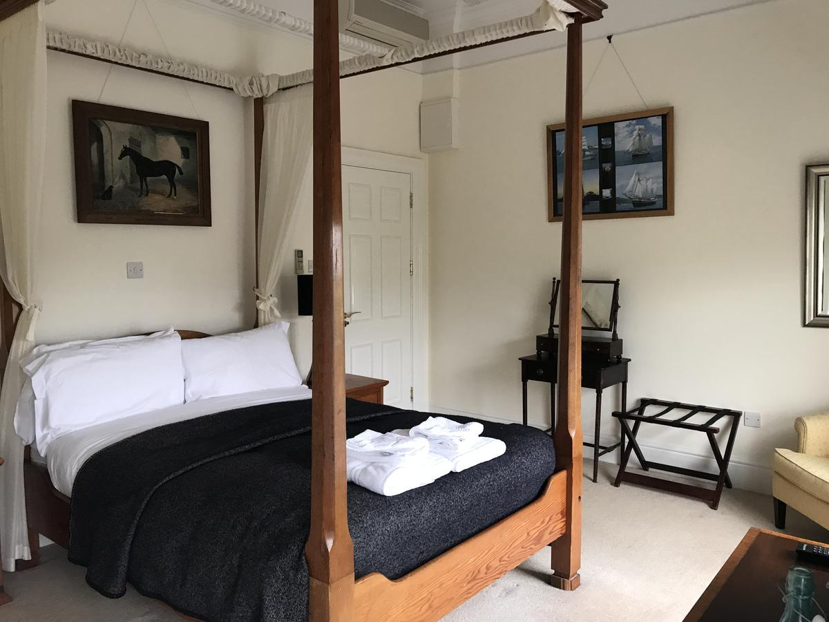Emlagh House Ξενοδοχείο Ντίνγκλε Εξωτερικό φωτογραφία